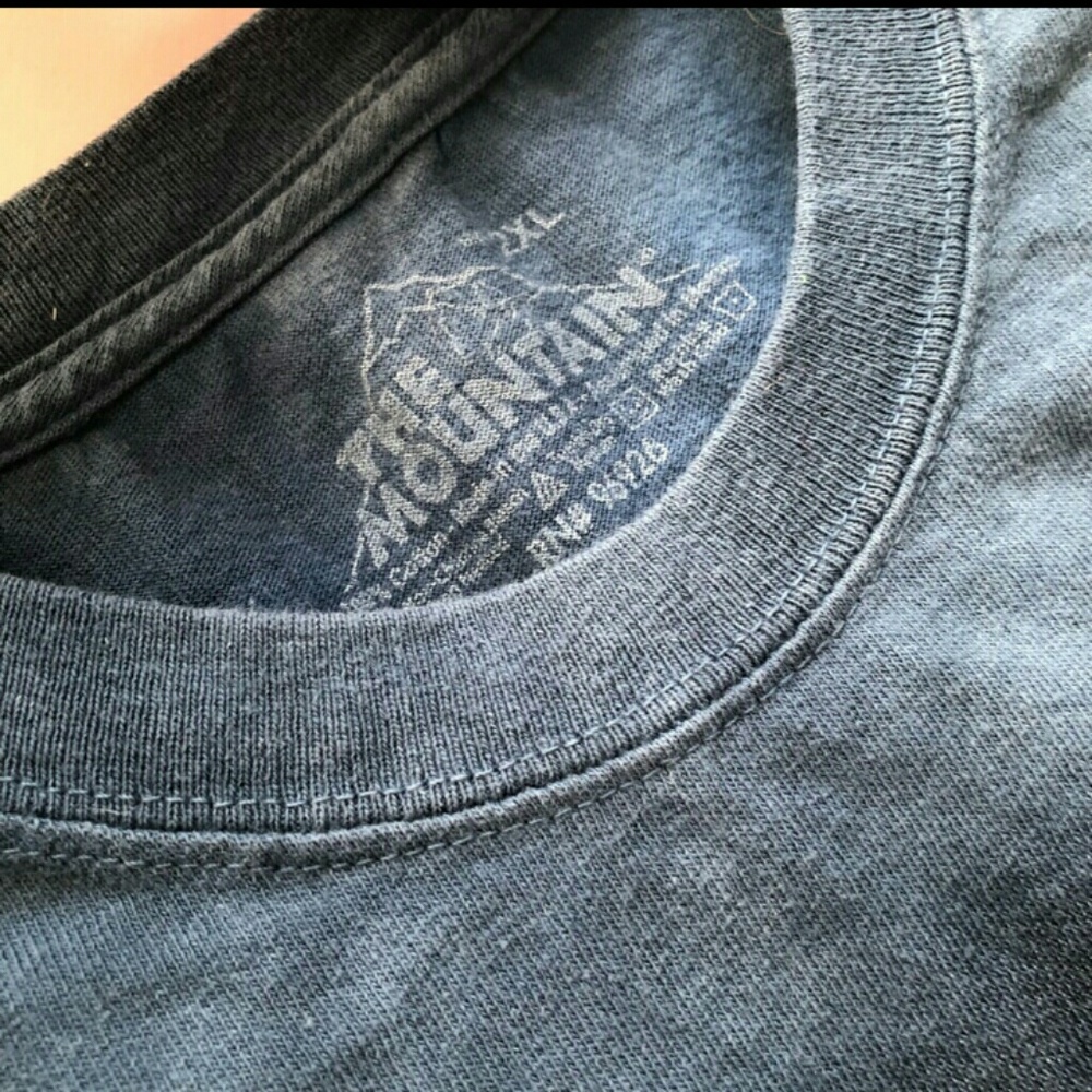 Mens tee - Picture 3 of 3